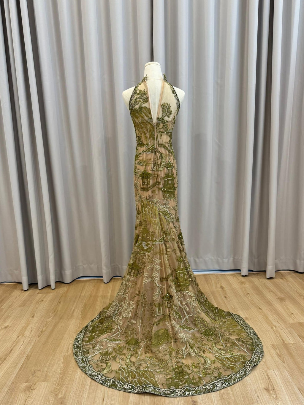 Cheongsam | Stella Lunardy - Sheer Beige and Green Beaded