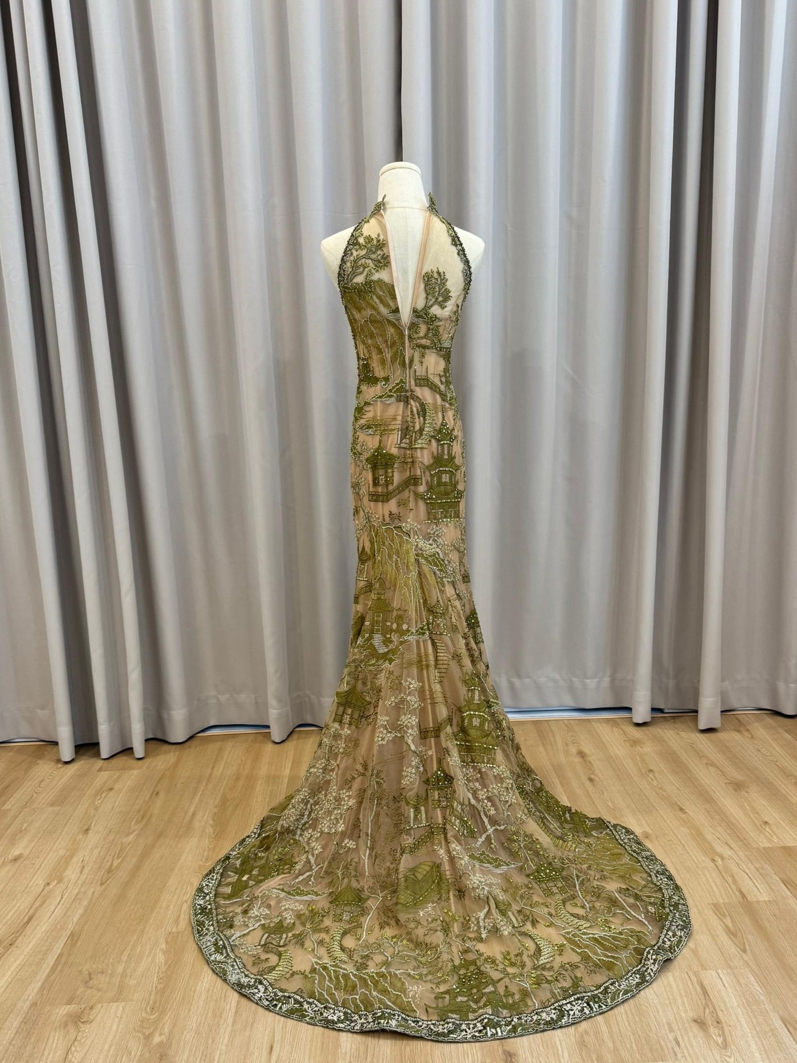 Cheongsam | Stella Lunardy - Sheer Beige and Green Beaded