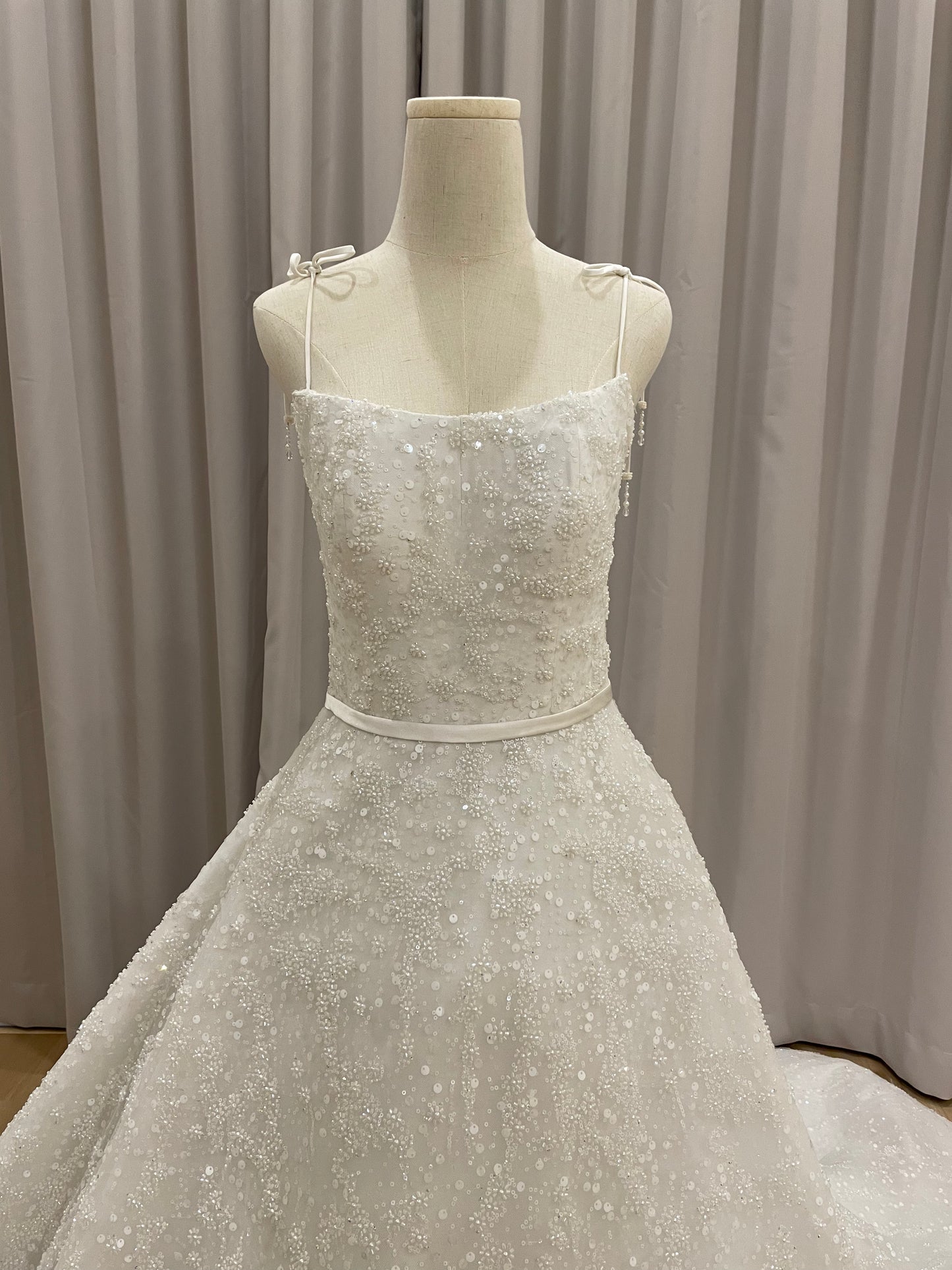 Bridal | Hian Tjen - Ballgown Sleeveless