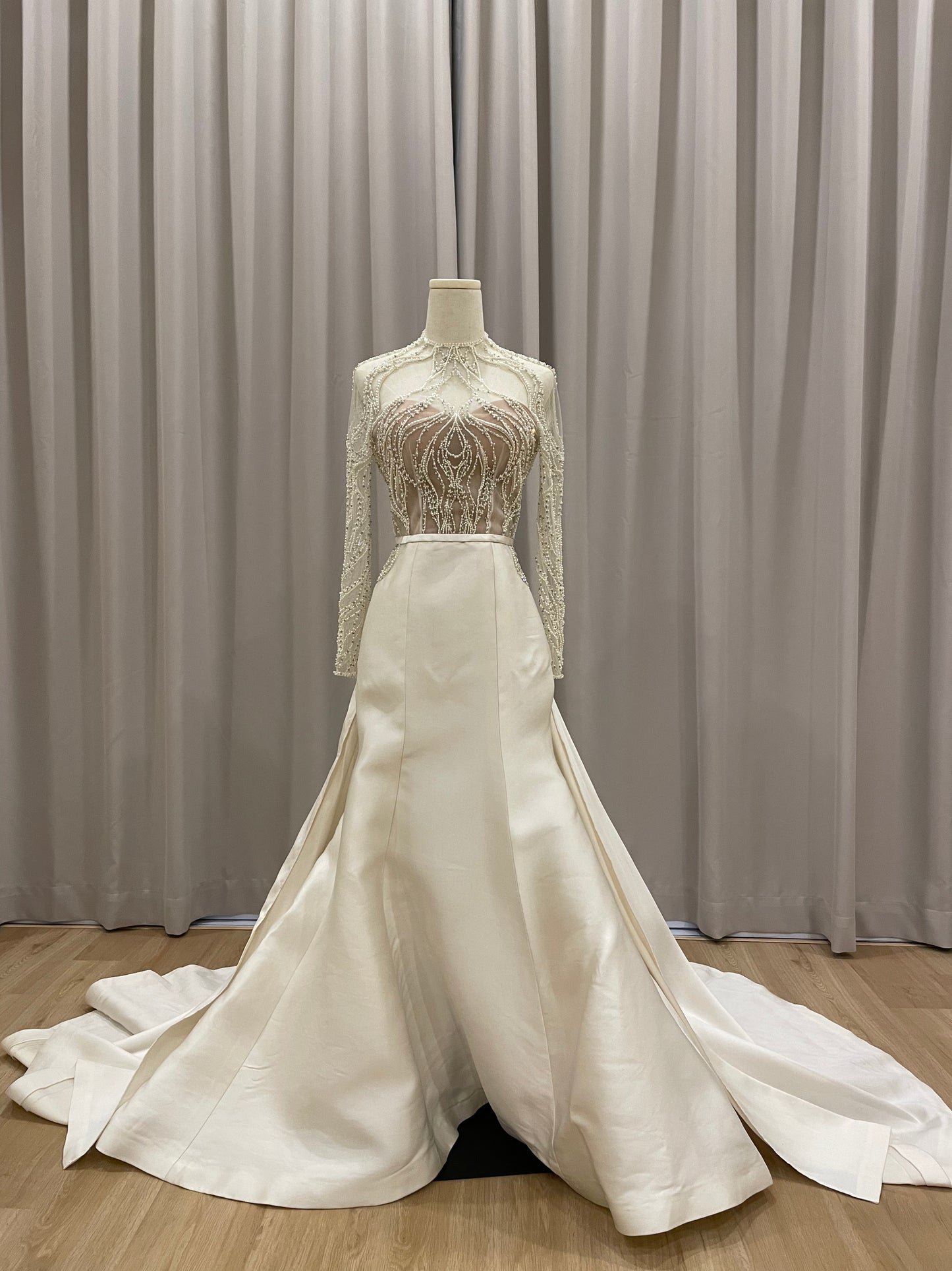 Bridal | Hian Tjen - Cut-Out Beaded Gown