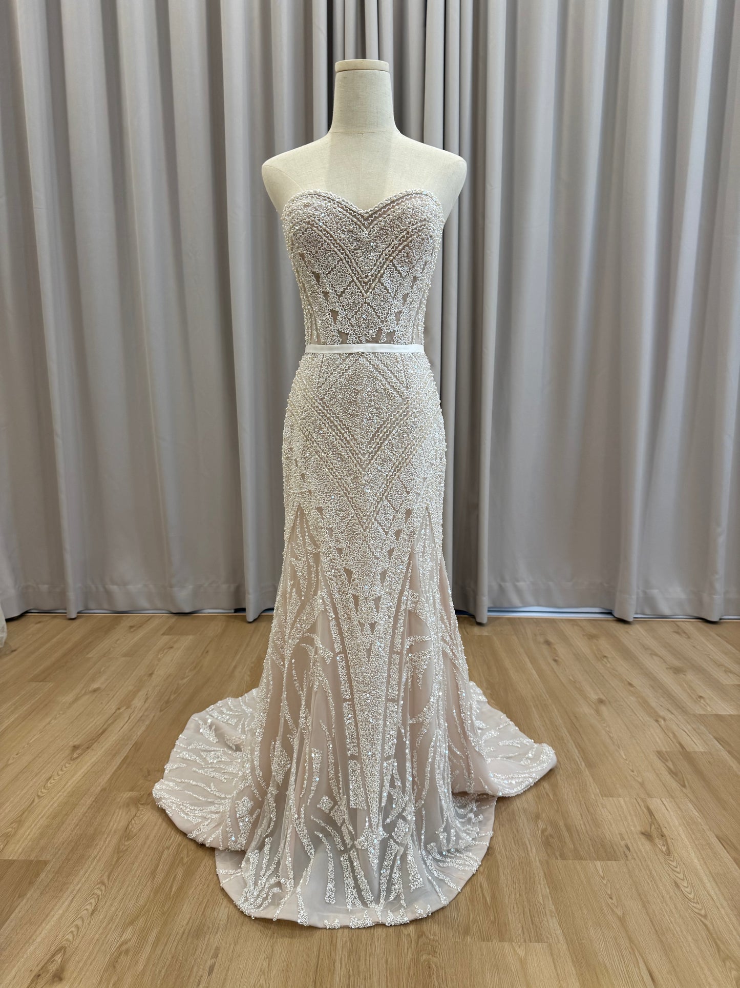 Bridal | Hian Tjen - Geometrical Sweetheart Champagne Beaded