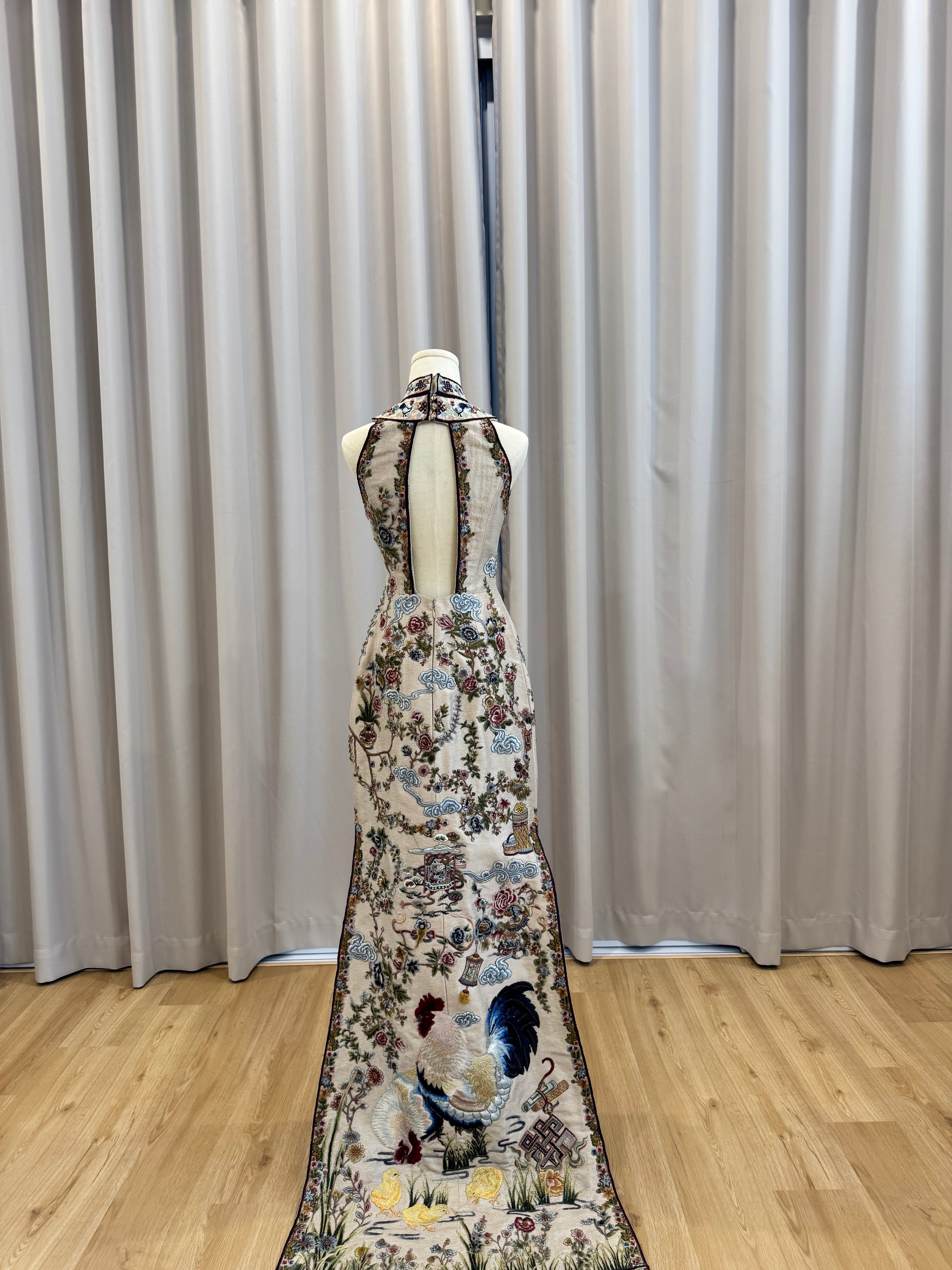 Cheongsam | Stella Lunardy - Beige Cheongsam with Halter Neck