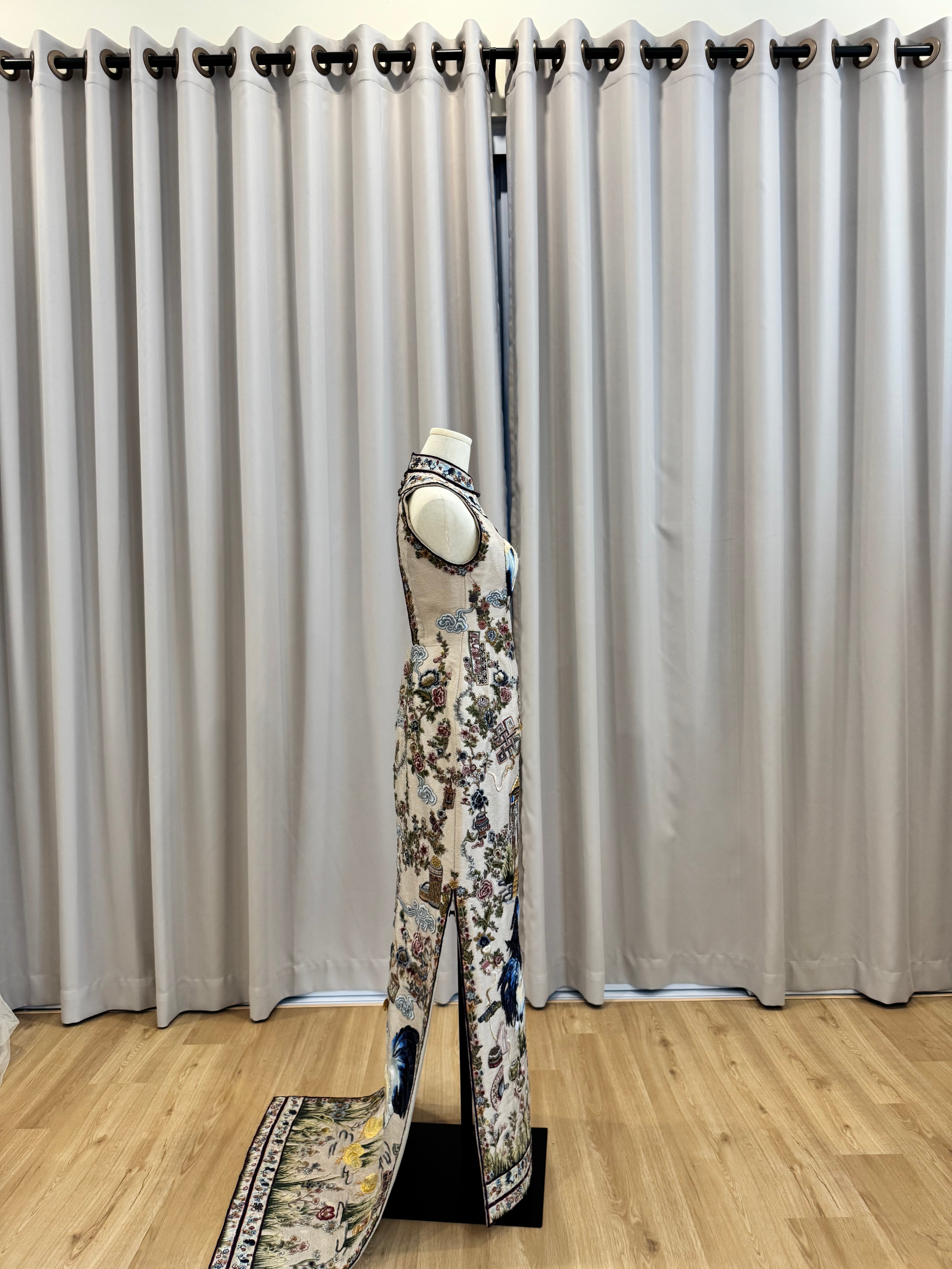 Cheongsam | Stella Lunardy - Beige Cheongsam with Halter Neck