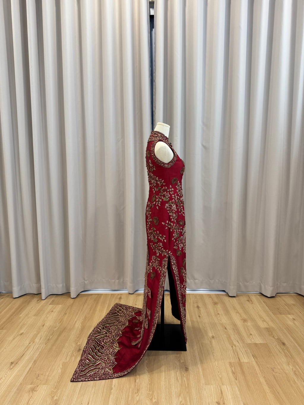 Cheongsam | Stella Lunardy - Red Halter Cheongsam with Birds Embroideries