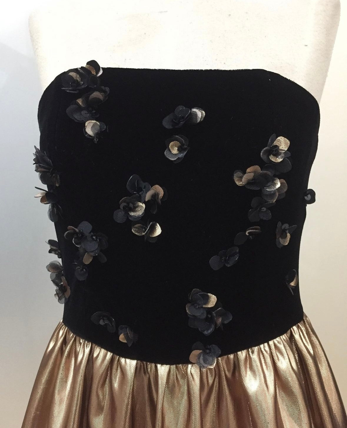 Evening | Mier Atelier - Velvet Black Applique with Copper