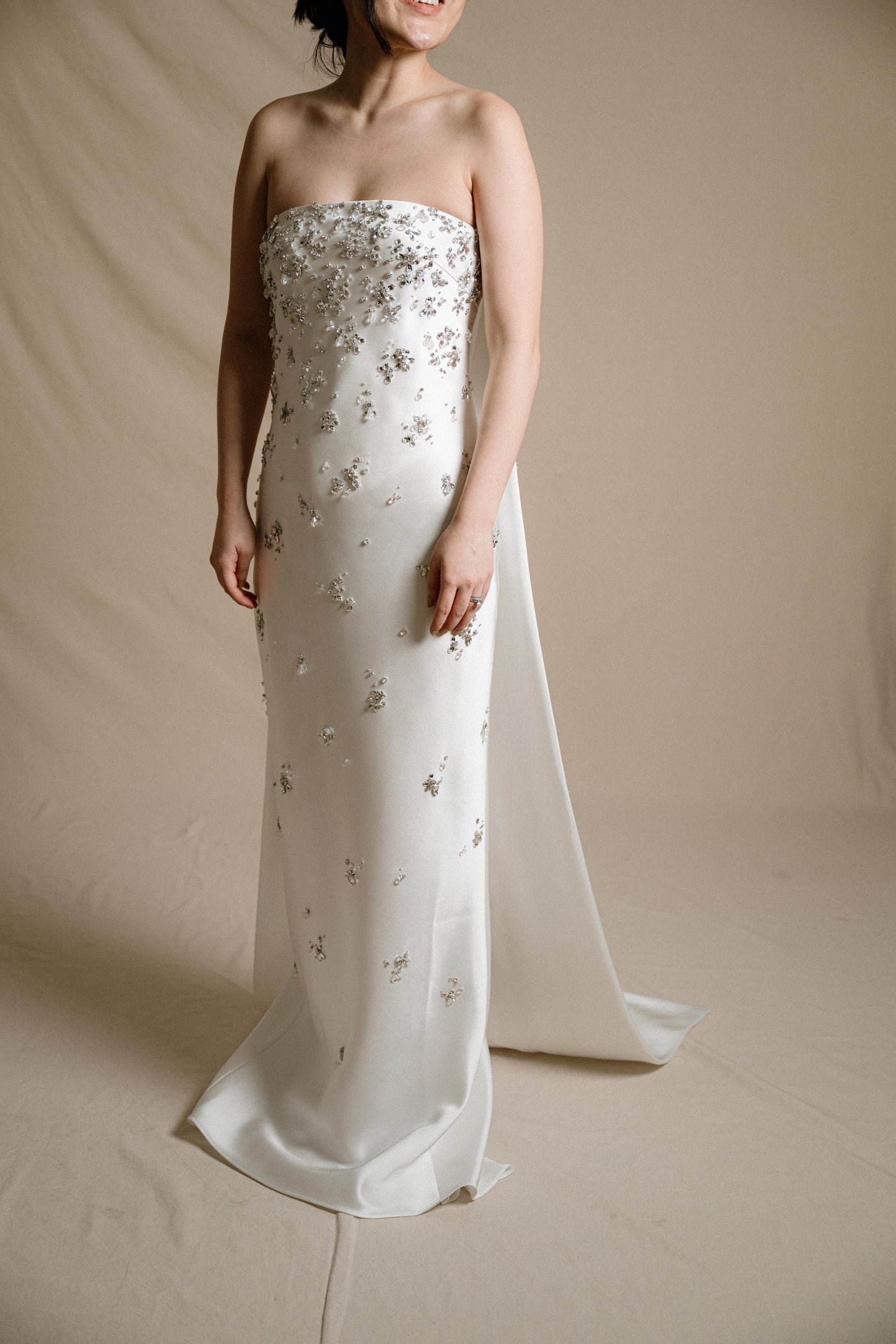 Bridal | Mier - Bejewelled in White (with Detachable Cape)