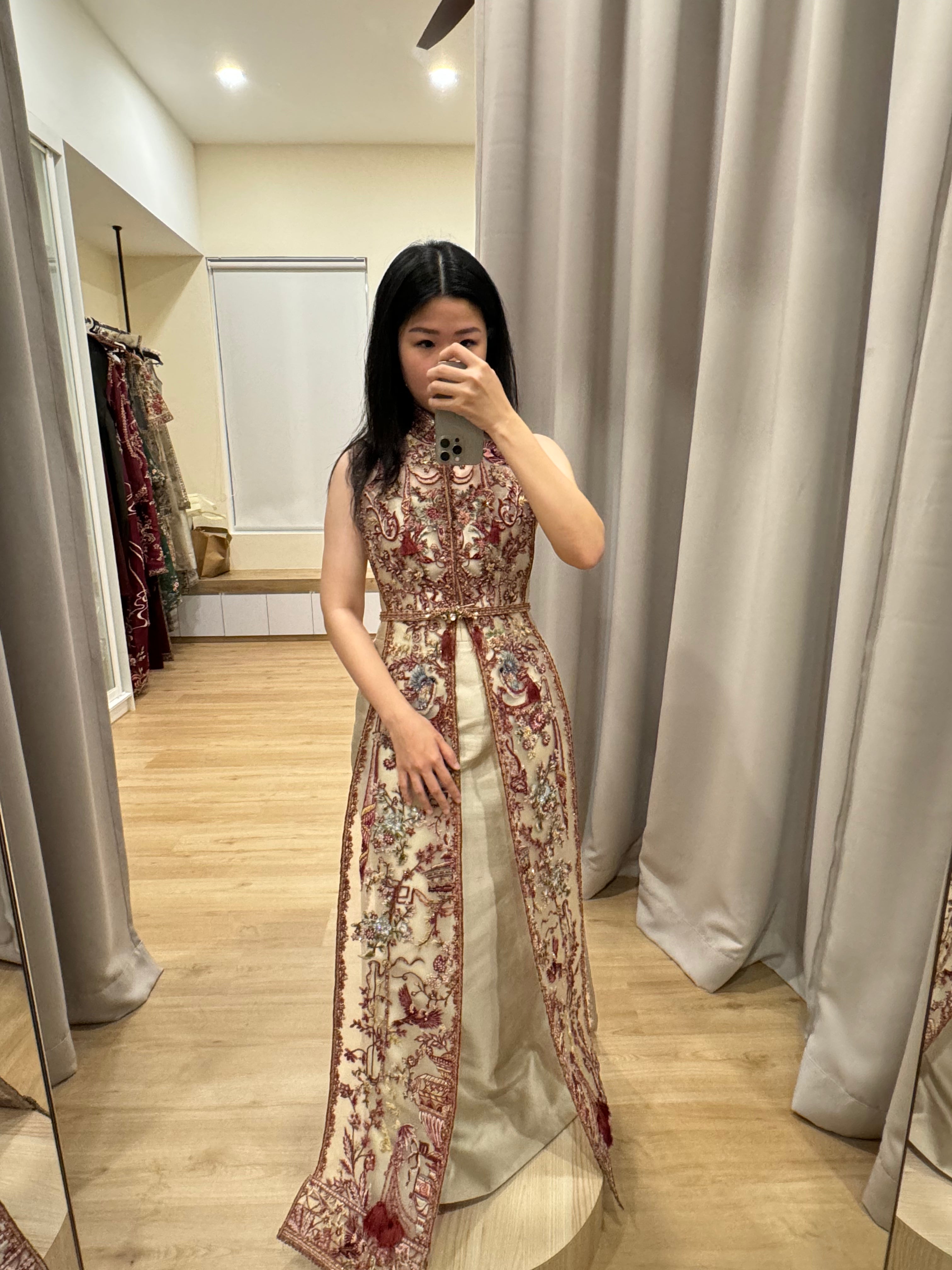Cheongsam | Stella Lunardy - Beige Red