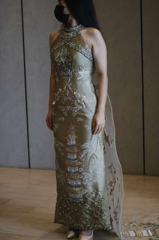 Cheongsam | TMC - Traditional Neckline Gold Cheongsam